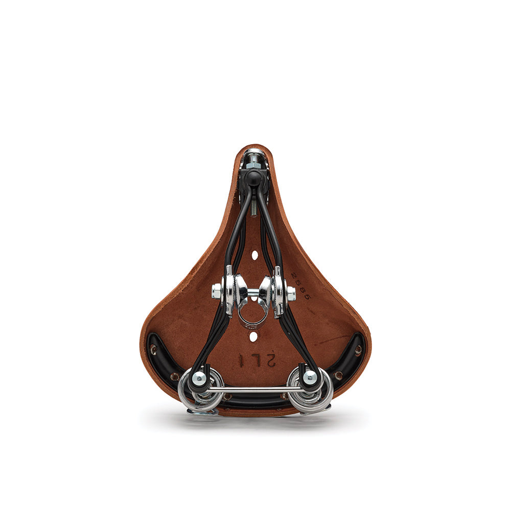 B281DS0A07205_B281DS0A07205_Brooks-England_3_b66-short-a-brown-leather-saddle_bottom.jpg