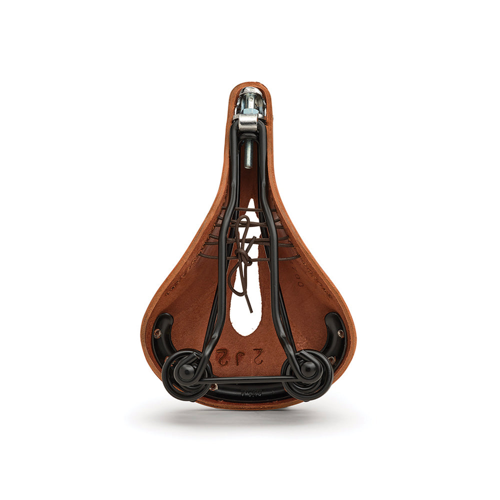 B396HILA07205_B396HILA07205_Brooks-England_3_flyer-carved-a-brown-leather-saddle_bottom.jpg