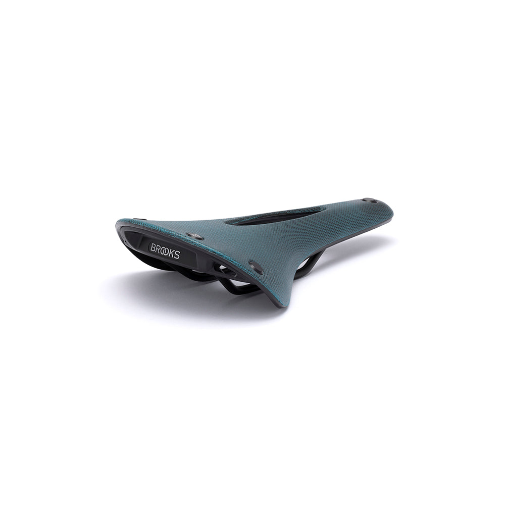 C201C00A06354_C17C000036354_Brooks-England_2_c17-carved-octane-cambium-saddle_3-4.jpg
