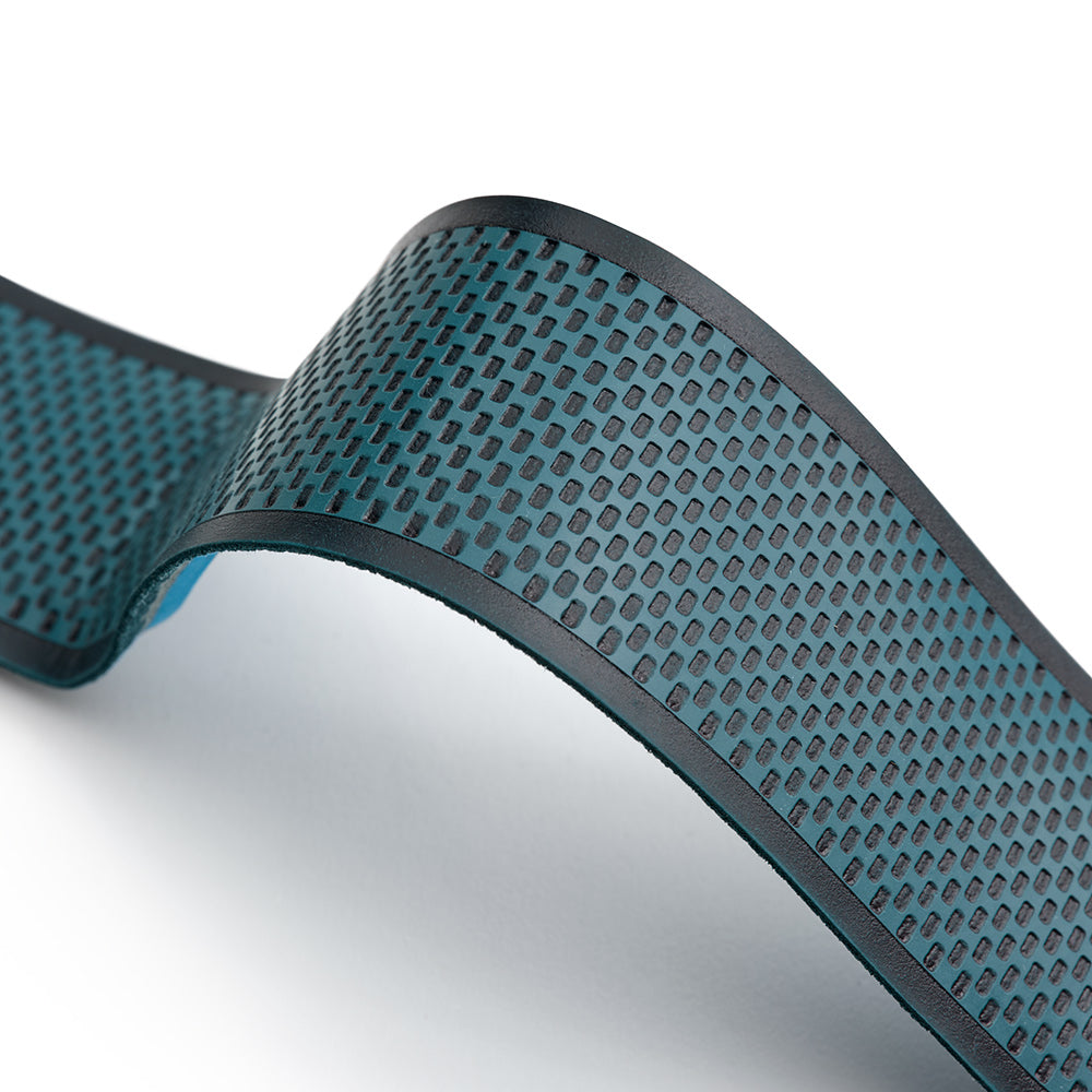 CT03000A16154_CT03000A16154_Brooks-England_2_cambium-rubber-octane-bar-tape_detail1.jpg