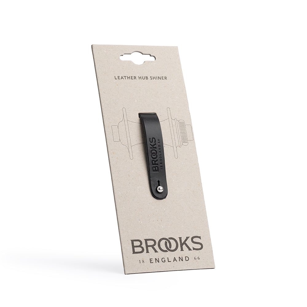 BHS0001A07202_BHS0001A07202_Brooks-England_3_leather-hub-shiner-black-accessories_packaging.jpg