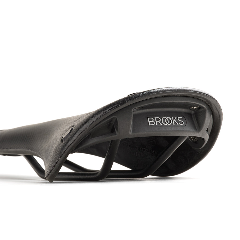 C15 Carved: Black cambium saddle with hole | Brooks England