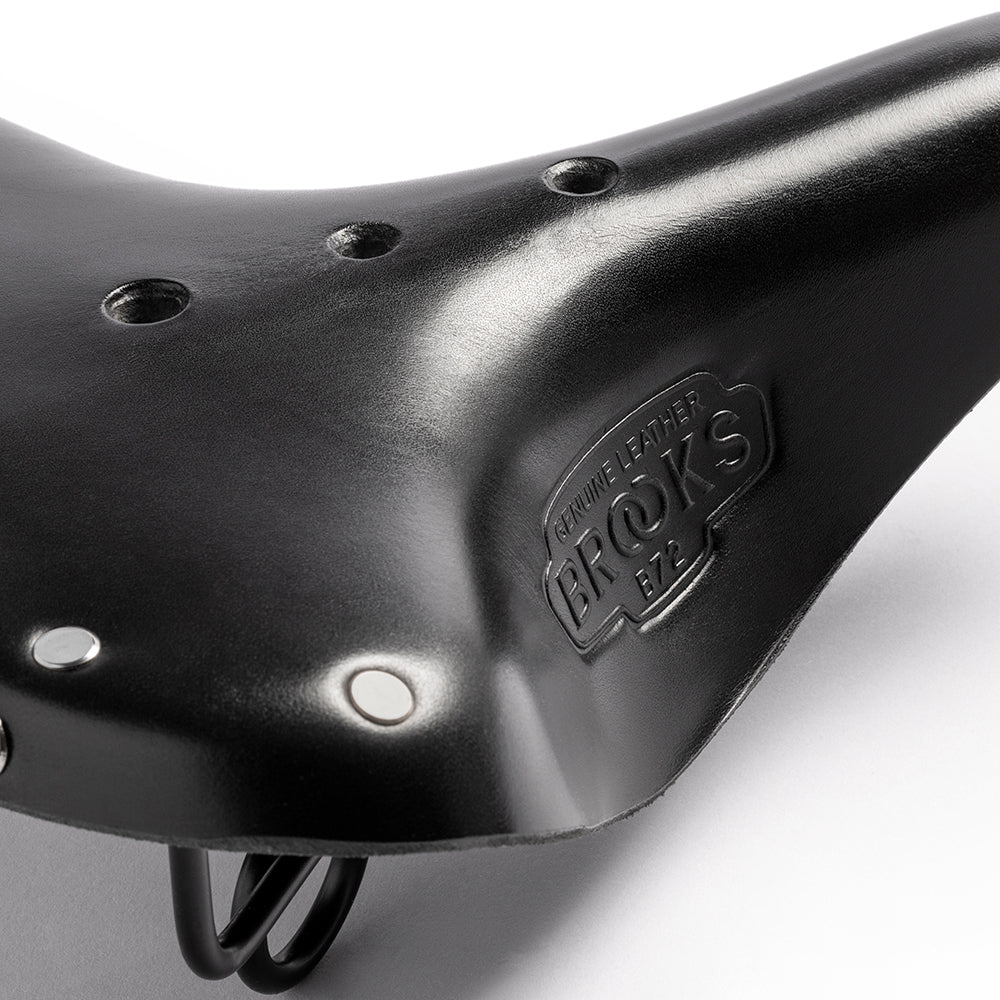 B391000A07202_B391000A07202_Brooks-England_6_b72-black-leather-saddle_detail1.jpg
