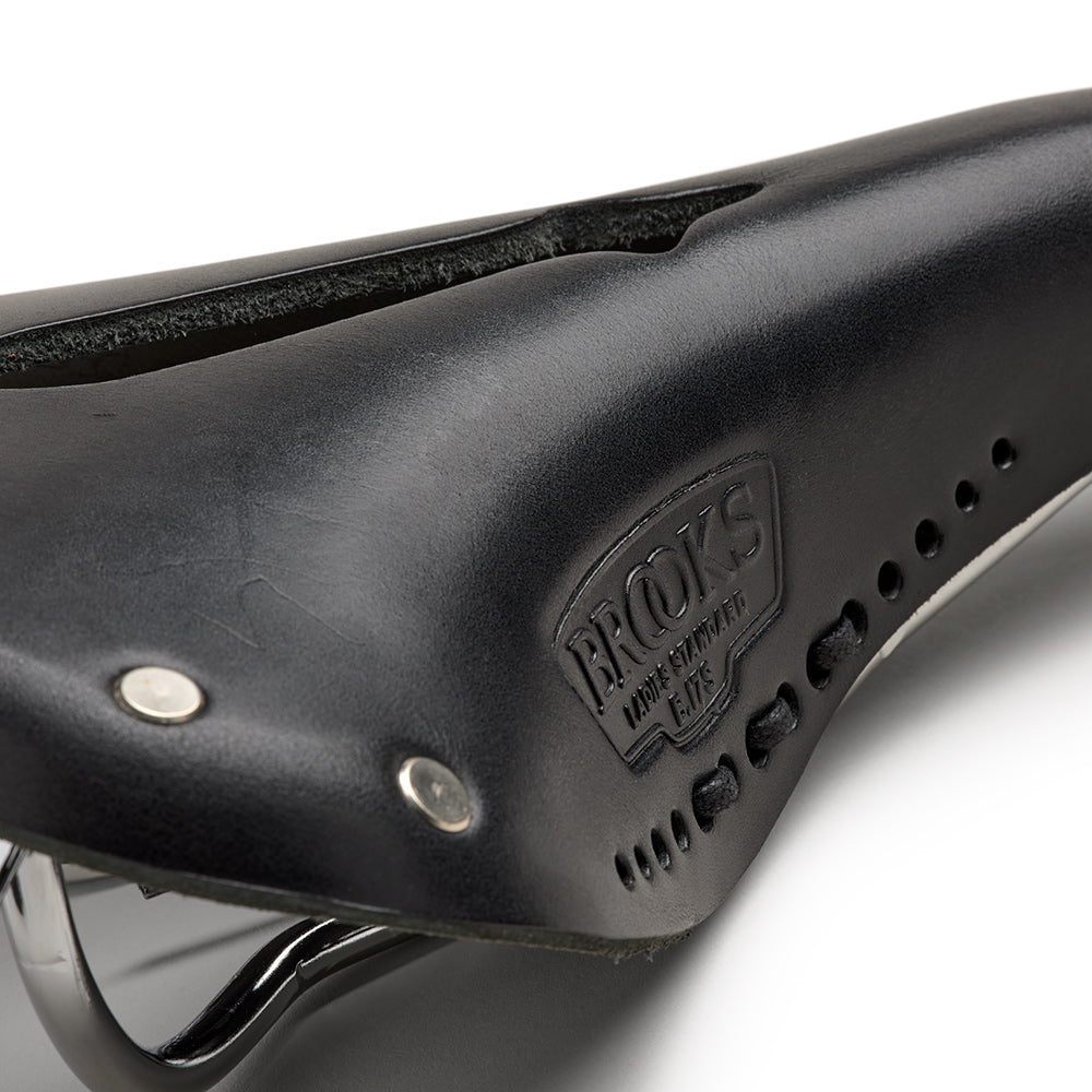 B17 Carved Short Leather Saddlein Black for Women | Brooks England
