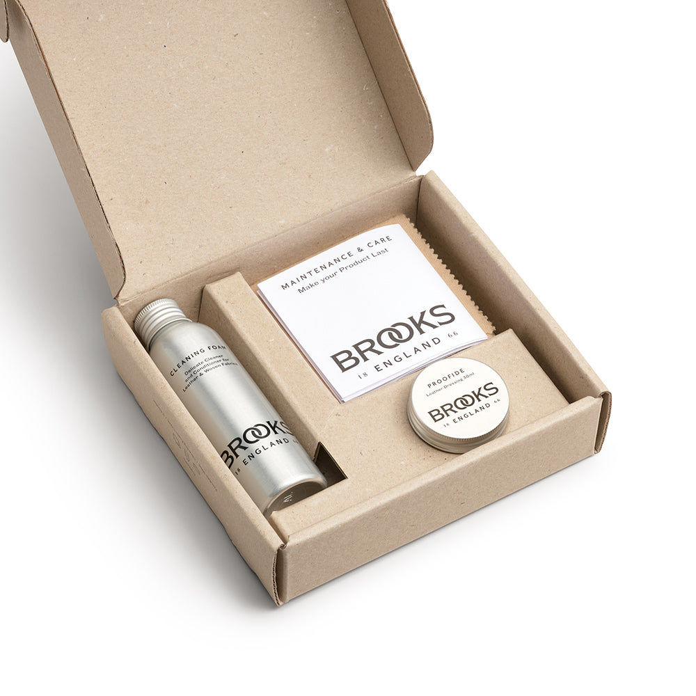 AMA0300A00_AMA0300A00XXXX_Brooks-England_2_bag-care-kit-maintenance-accessories_top2.jpg
