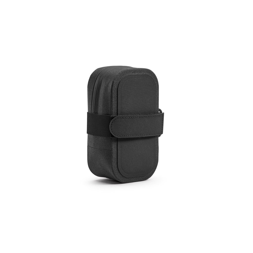 BSB01PLA00000_BSB01PLA00000_Brooks-England_3_saddle-pocket-bag-black-scape-bike-bags_bottom.jpg