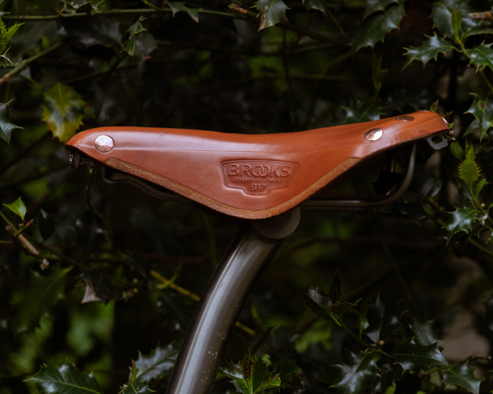 Team Pro Special Leather Saddle: Black Racing Seat | Brooks England