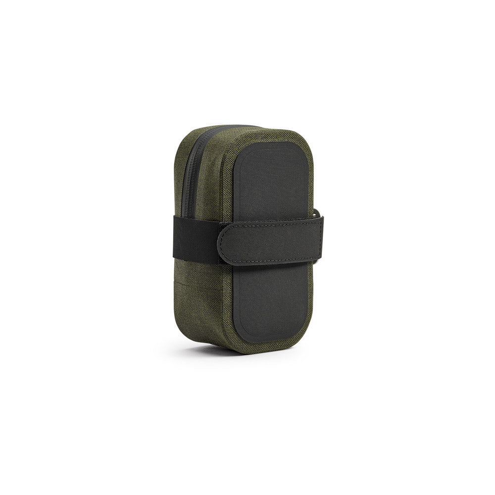BSB01PLA00401_BSB01PLA00401_Brooks-England_3_saddle-pocket-bag-mud-green-scape-bike-bags_bottom.jpg