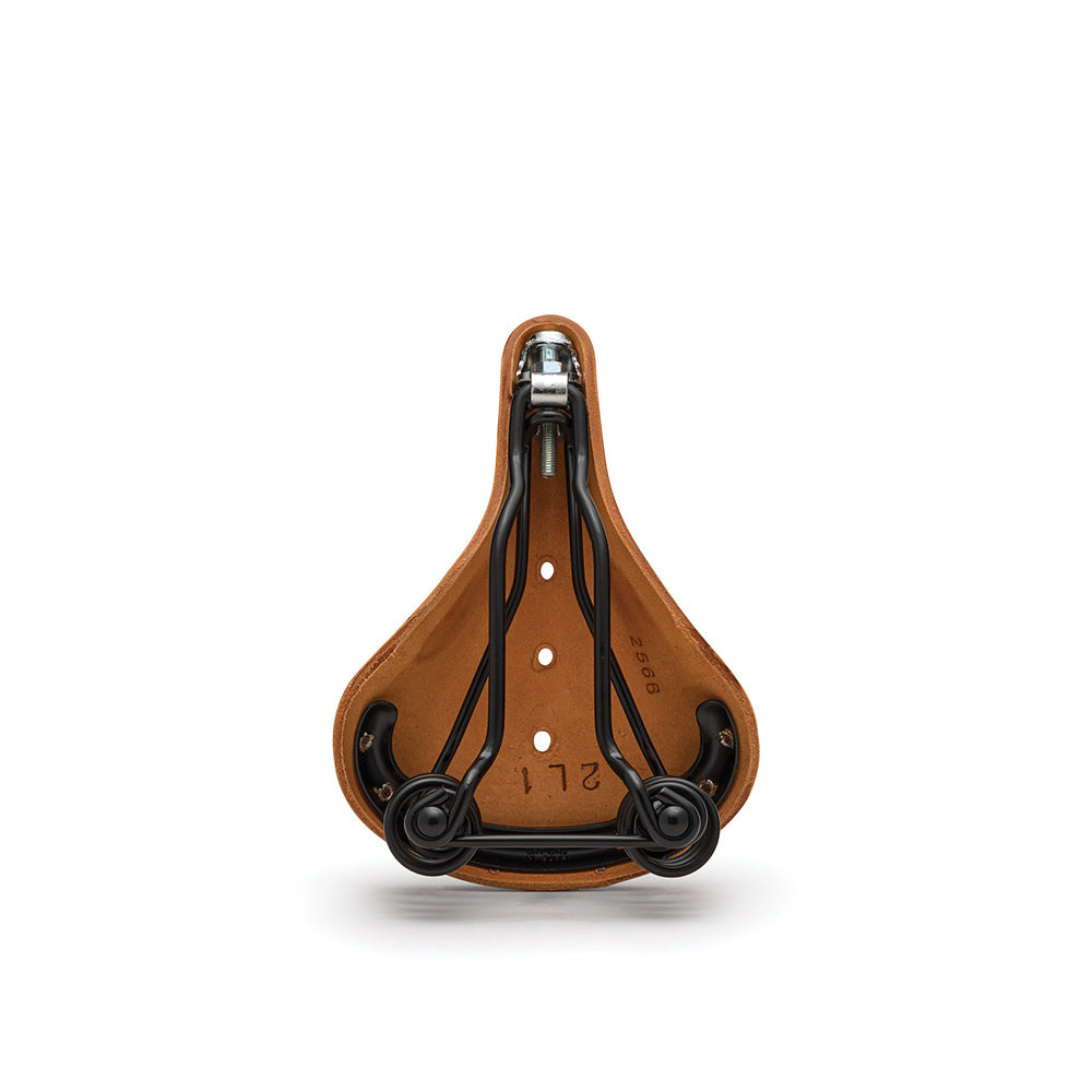B396D00A07203_B396D00A07203_Brooks-England_3_flyer-short-honey-leather-saddle_bottom.jpg