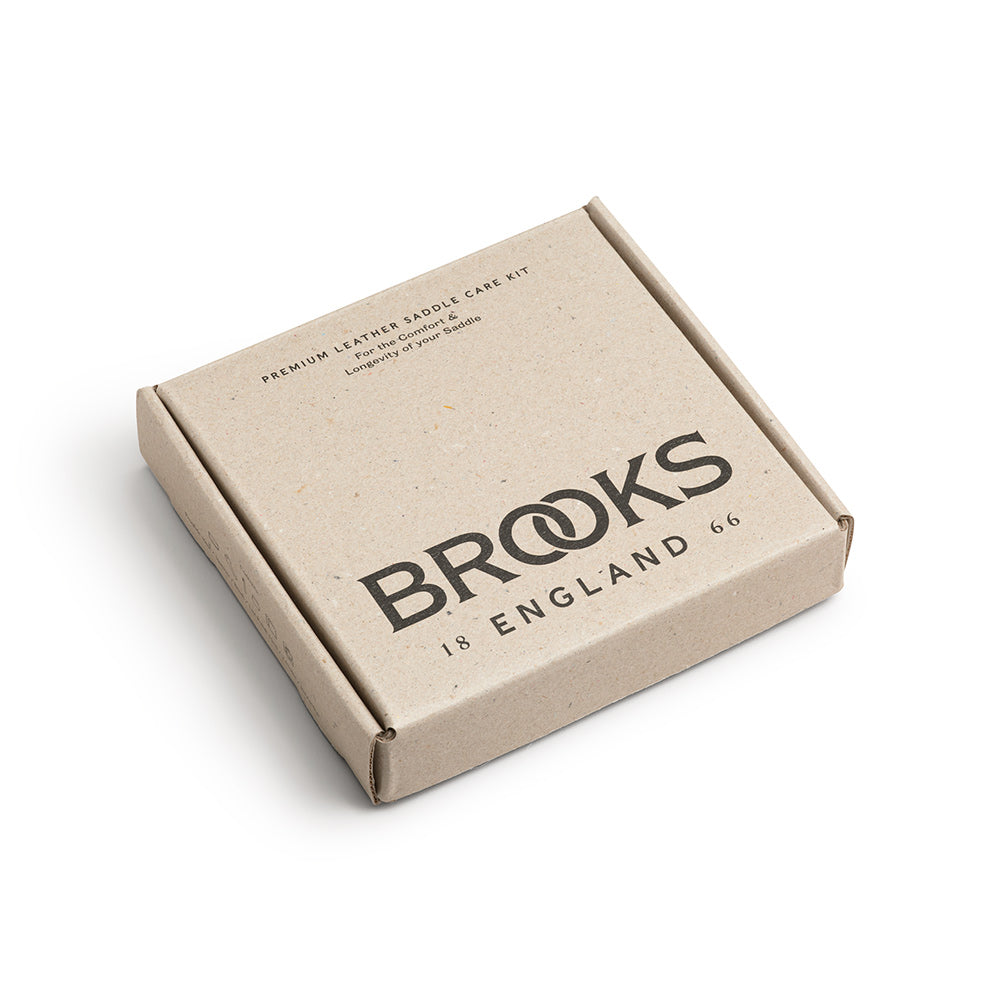 AMA0200A00_AMA0200A00XXXX_Brooks-England_3_premium-leather-saddle-care-kit-maintenance-accessories_top1.jpg