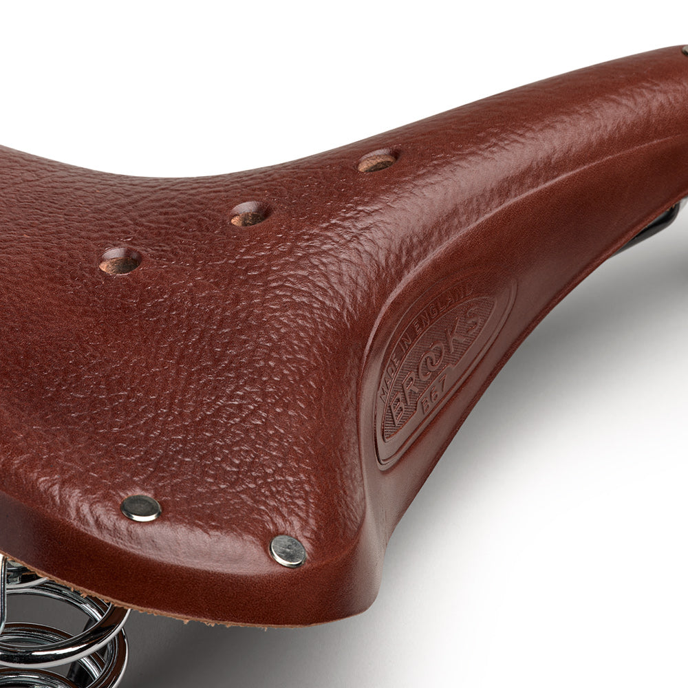 B427HS0A07205_B427HS0A07205_Brooks-England_6_b67-a-brown-leather-saddle_detail1.jpg