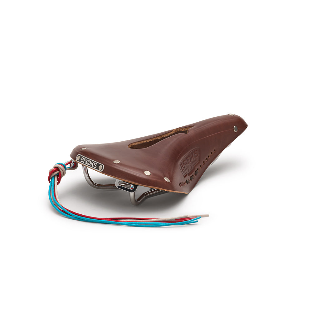 B214IL0A17205_B214IL0A17205_Brooks-England_2_B17-narrow-carved-a-brown-leather-saddle_3-4.jpg