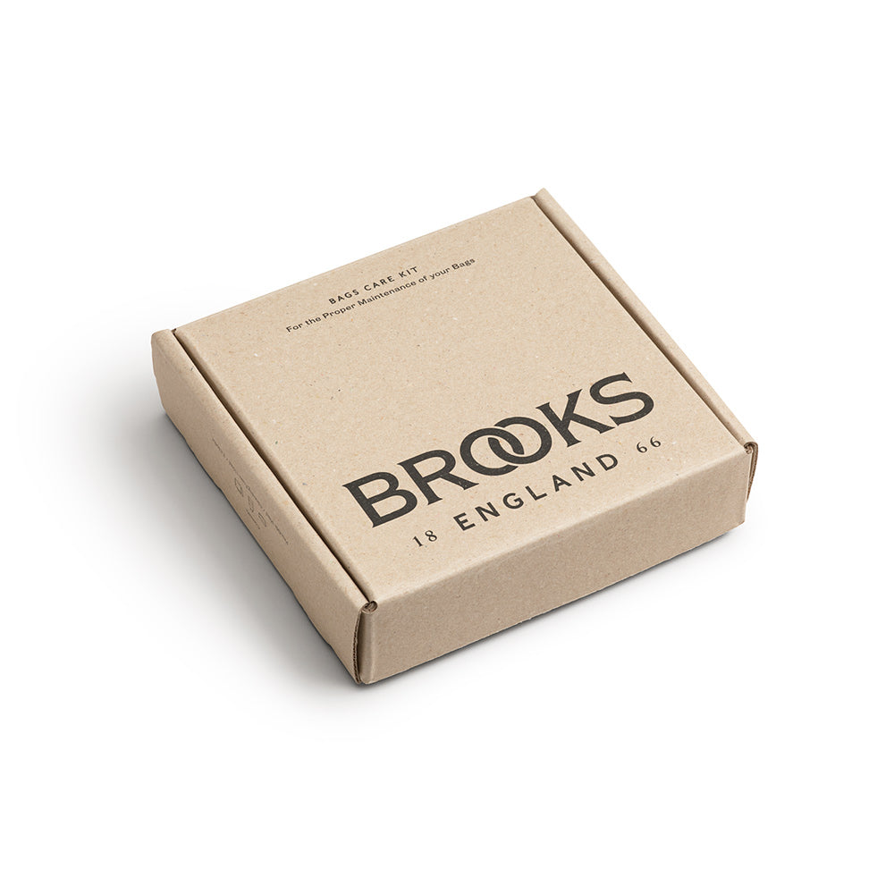 AMA0300A00_AMA0300A00XXXX_Brooks-England_3_bag-care-kit-maintenance-accessories_top1.jpg