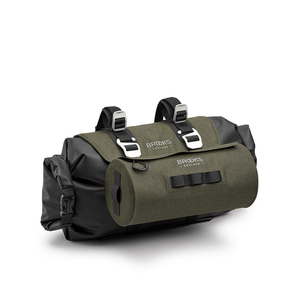 BHB03PLA00401_BHB03PLA00401_Brooks-England_6_handlebar-roll-mud-green-scape-bike-bags_combo1.jpg