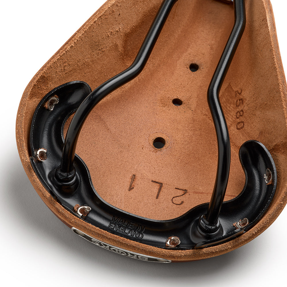 B17 Narrow Leather Bike Saddle: Honey Sporty Touring Seat | Brooks