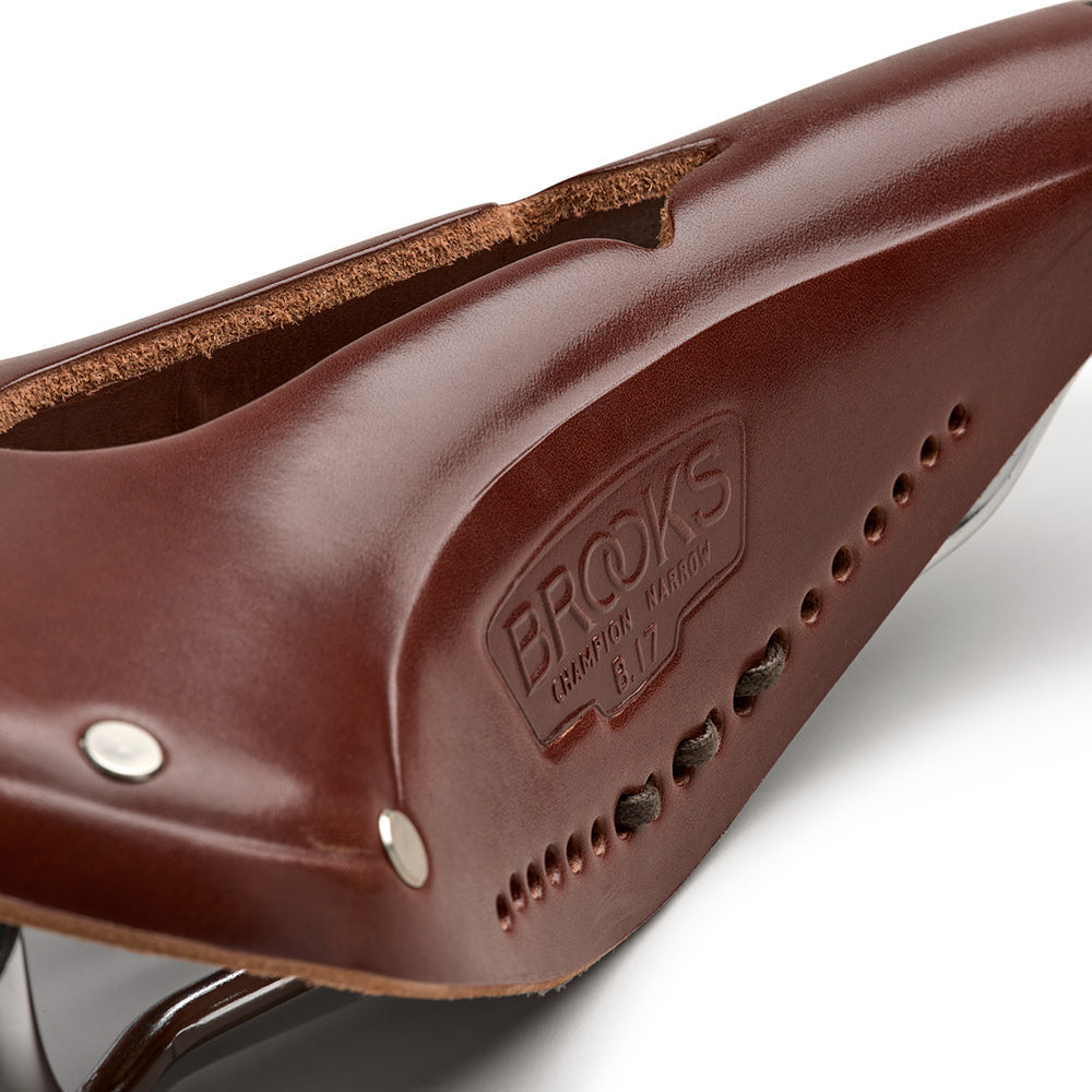 B214IL0A17205_B214IL0A17205_Brooks-England_6_B17-narrow-carved-a-brown-leather-saddle_detail1.jpg